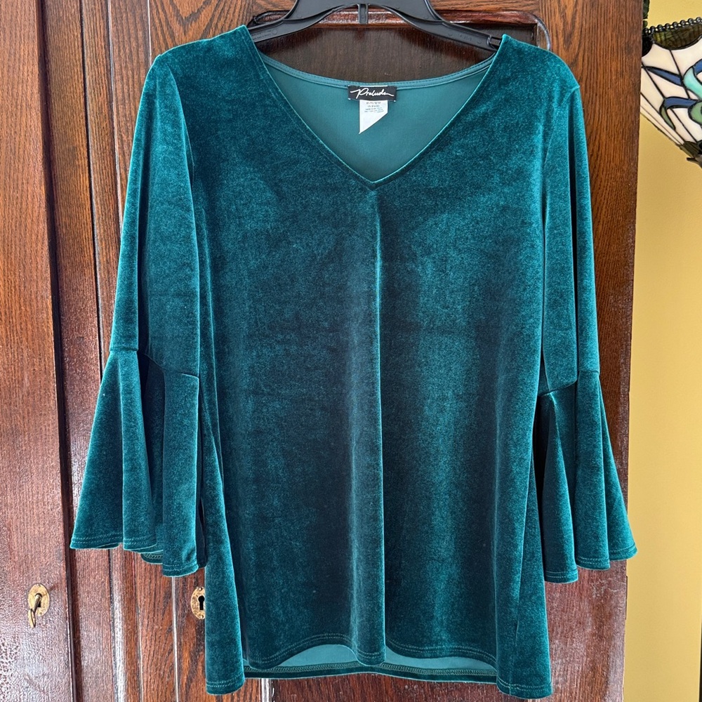 Prelude Emerald Green Velvet Bell Sleeve Blouse